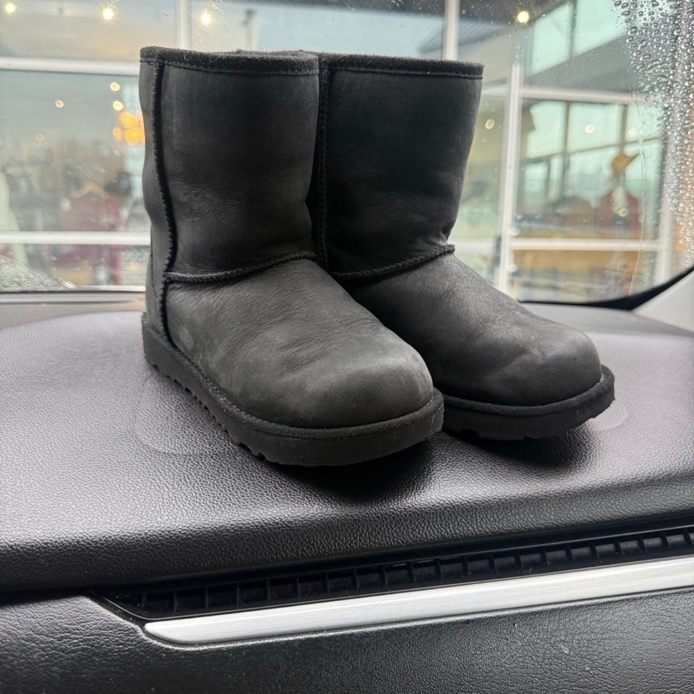 Black Leather material Kids Ugg Winter Boots